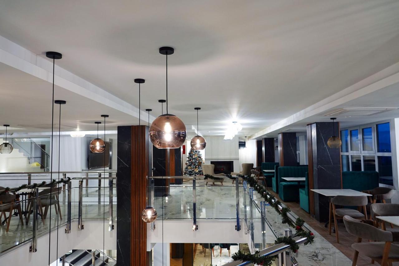 Dishli Hotel & Spa Sztruga Kültér fotó