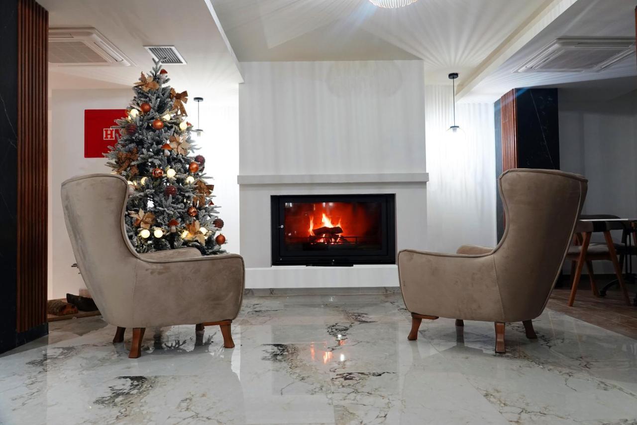 Dishli Hotel & Spa Sztruga Kültér fotó