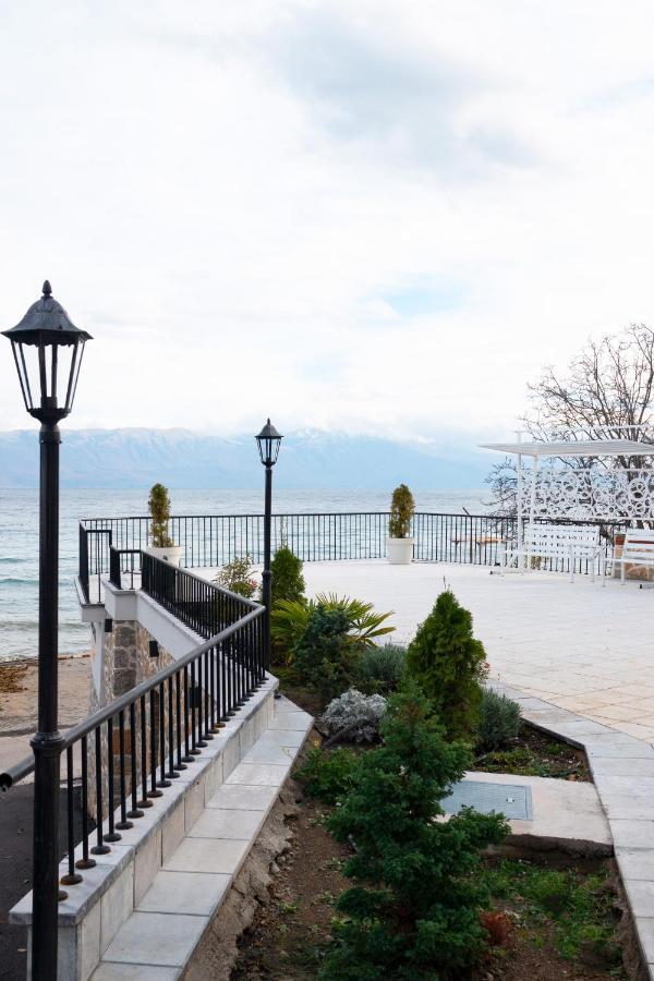 Dishli Hotel & Spa Sztruga Kültér fotó