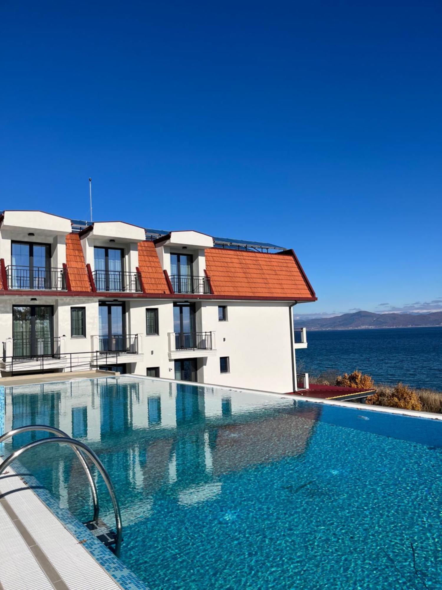 Dishli Hotel & Spa Sztruga Kültér fotó