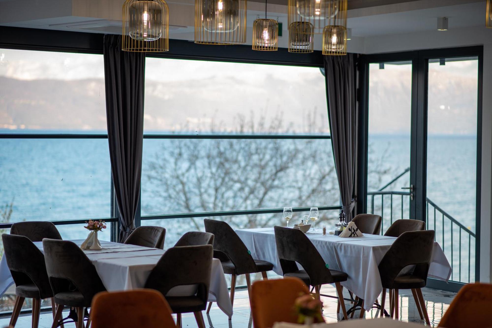 Dishli Hotel & Spa Sztruga Kültér fotó