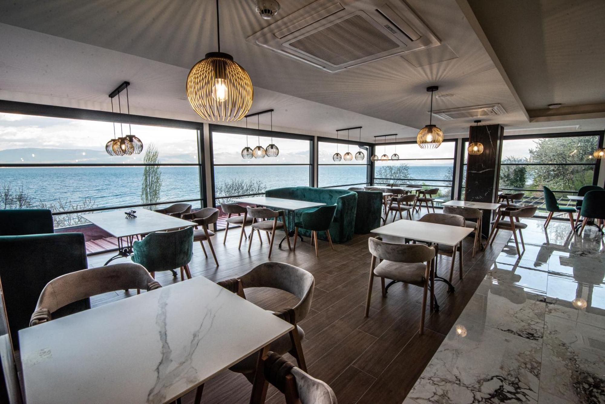 Dishli Hotel & Spa Sztruga Kültér fotó