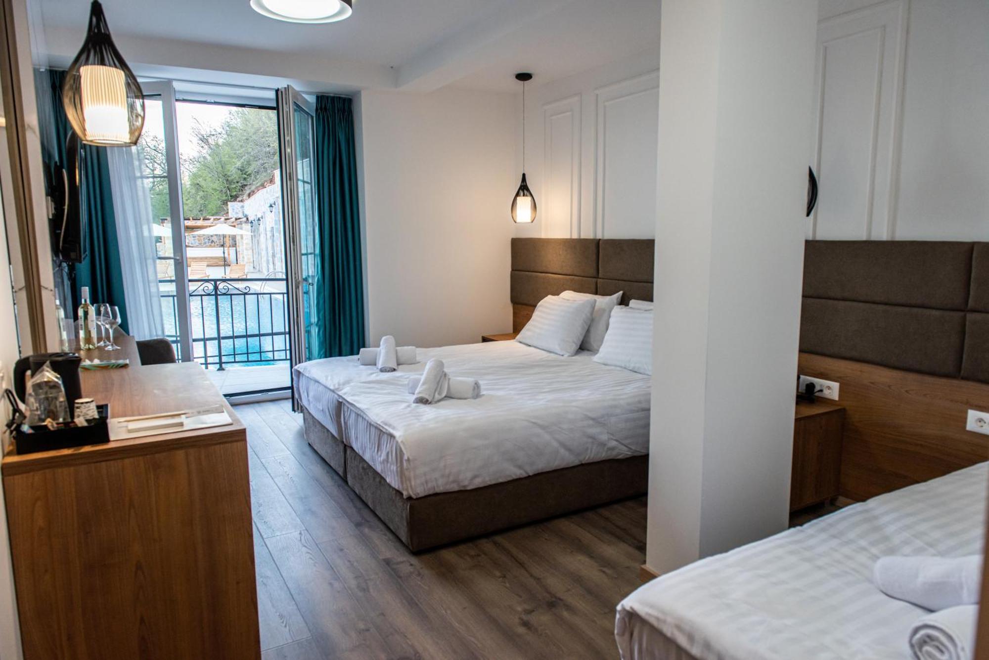 Dishli Hotel & Spa Sztruga Kültér fotó