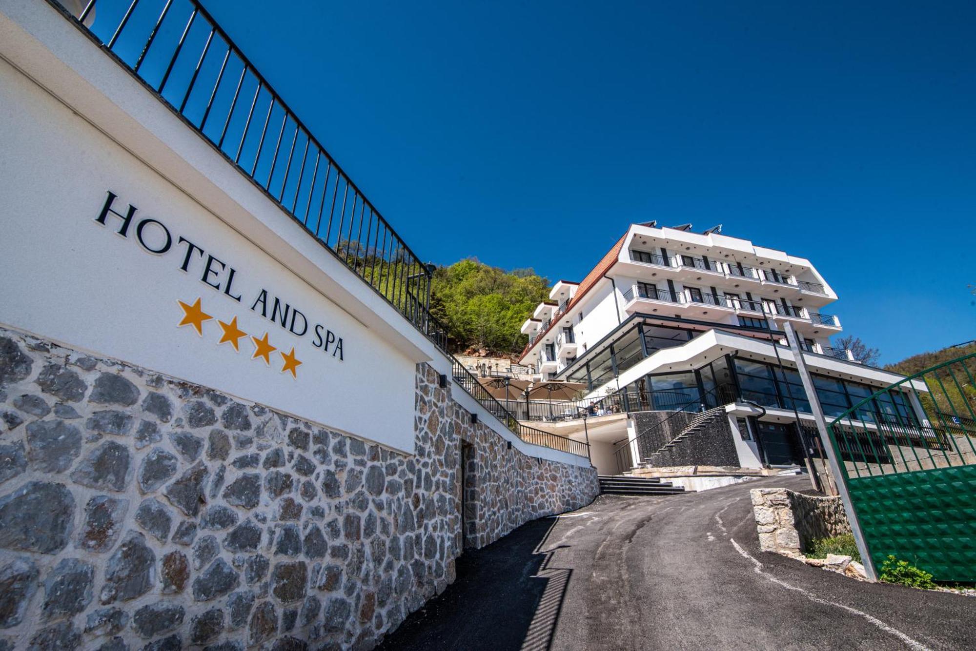 Dishli Hotel & Spa Sztruga Kültér fotó